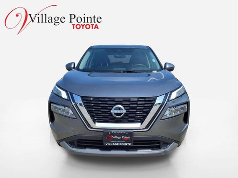 Used 2023 Nissan Rogue SV AWD/4WD image 9
