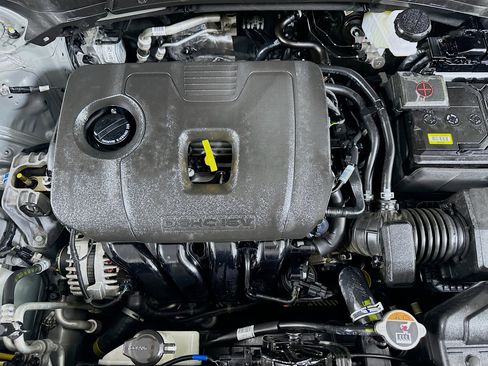 Used 2025 Kia Seltos S image 31