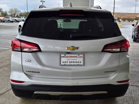 Used 2024 Chevrolet Equinox Premier image 4