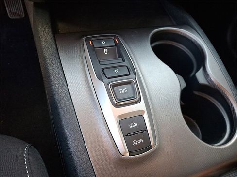 Used 2023 Honda Ridgeline Sport image 14