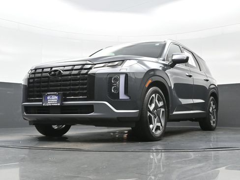 Certified 2023 Hyundai Palisade SEL w/ Winter Package AWD/4WD image 28