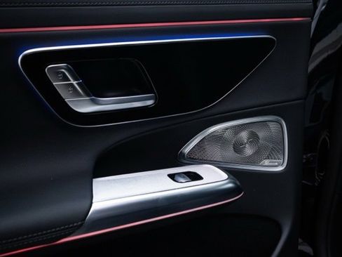 Used 2025 Mercedes-Benz E 450 4MATIC All-Terrain Wagon image 23