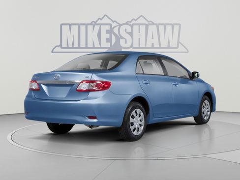 Used 2011 Toyota Corolla LE FWD image 2