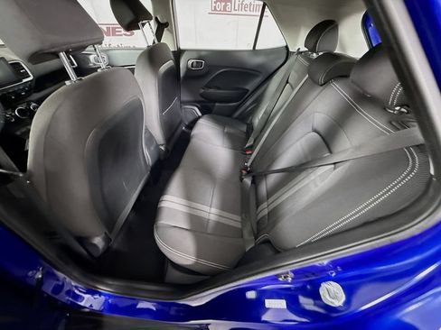 Certified 2023 Hyundai Venue SEL FWD image 27