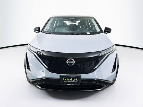 Used 2024 Nissan Ariya FWD image 2