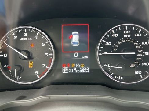 Used 2024 Subaru Crosstrek 2.0i Premium image 14