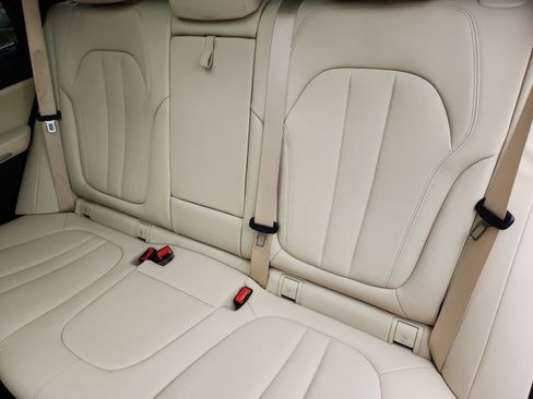 Used 2020 BMW X5 sDrive40i w/ Premium Package image 27