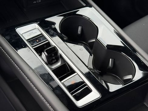 New 2026 Volkswagen Atlas Cross Sport SE FWD image 21