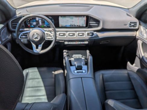 Used 2021 Mercedes-Benz GLS 450 4MATIC image 28