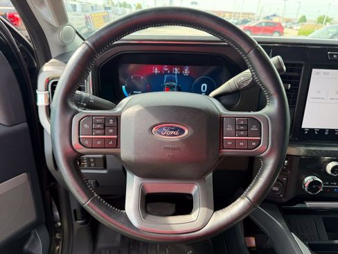 Used 2024 Ford F250 Lariat w/ Lariat Ultimate Package AWD/4WD image 25