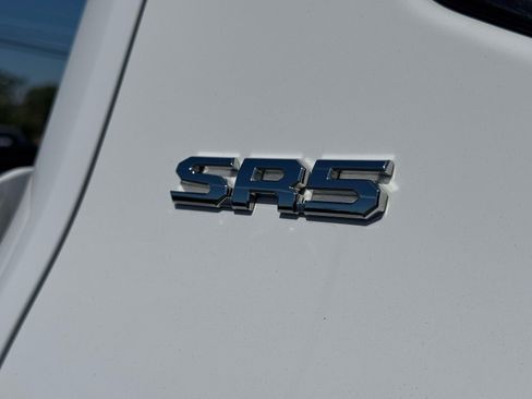 Used 2023 Toyota Tundra SR5 w/ SR5 Convenience Package AWD/4WD image 8
