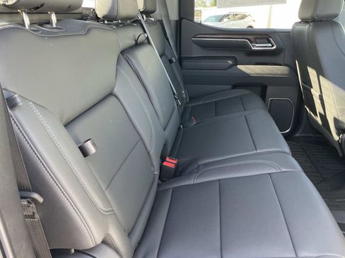 New 2026 GMC Sierra 1500 SLT w/ SLT Premium Package image 26