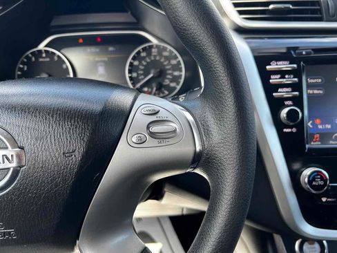 Used 2018 Nissan Murano S image 22
