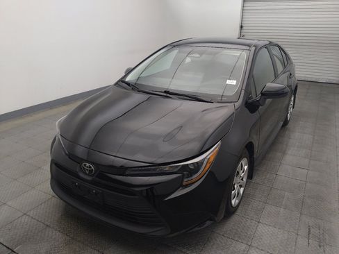 Used 2025 Toyota Corolla LE FWD image 15