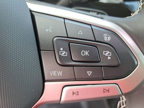 New 2026 Volkswagen Atlas SE image 19