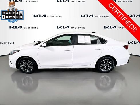 Certified 2024 Kia Forte LXS FWD image 5