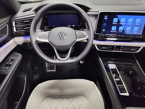 Certified 2025 Volkswagen Atlas Cross Sport SEL Premium R-Line image 23