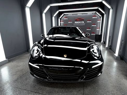 Used 2019 Porsche 911 Targa 4 AWD/4WD image 10