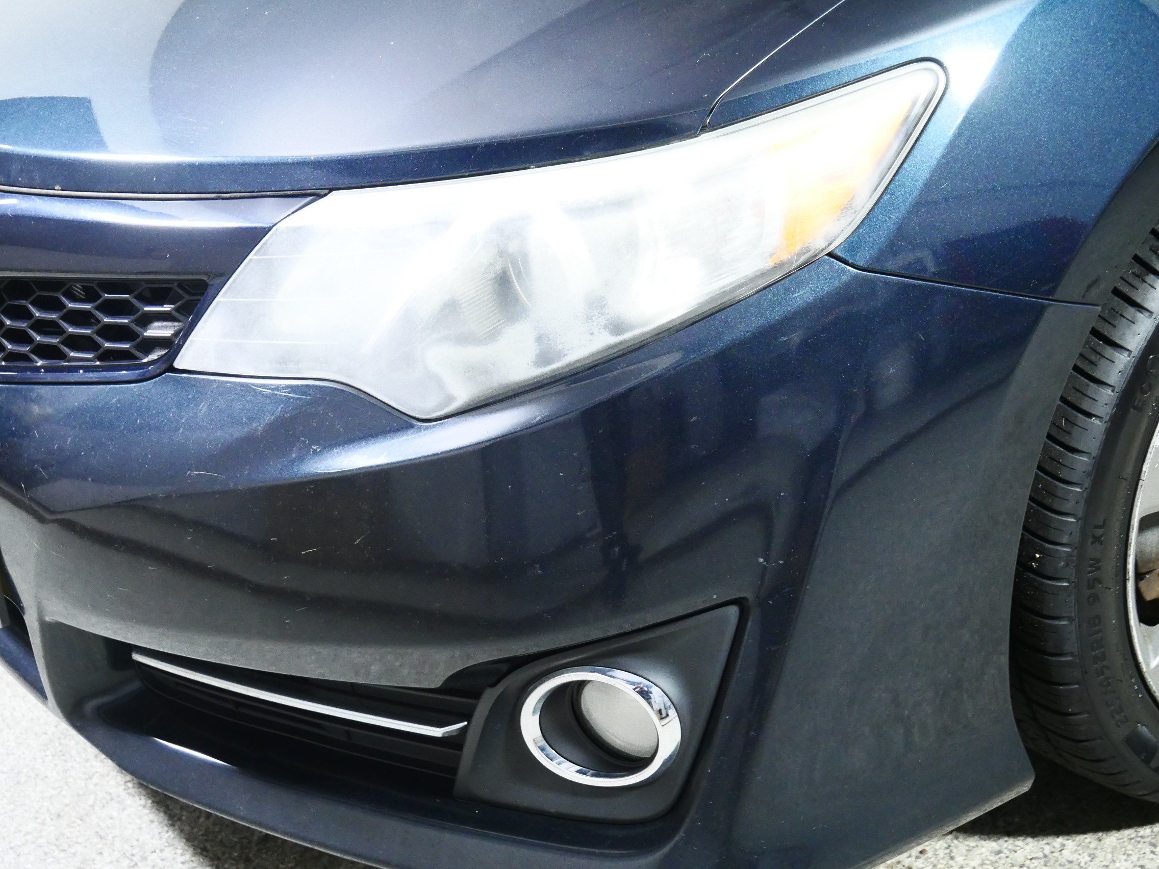 Used 2014 Toyota Camry SE FWD image 16