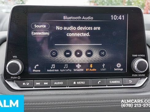 Used 2024 Nissan Rogue S FWD image 36