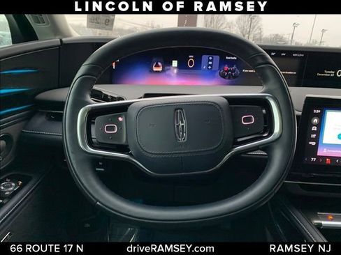 Used 2024 Lincoln Nautilus Reserve w/ Equipment Group 202A image 24