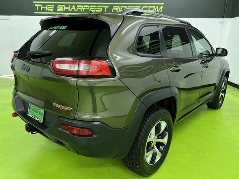 Used 2014 Jeep Cherokee Trailhawk w/ Comfort/Convenience Group AWD/4WD image 10