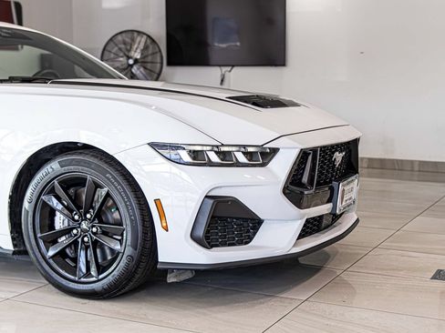 Used 2024 Ford Mustang GT RWD image 3