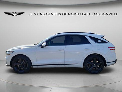Used 2025 Genesis GV70 2.5T w/ Sport Prestige Package AWD/4WD image 6