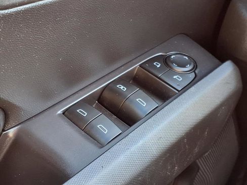 Used 2023 Chevrolet Colorado LT w/ LT Convenience Package image 11