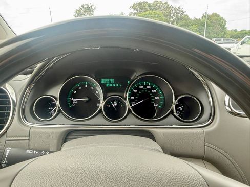Used 2017 Buick Enclave Leather FWD image 44