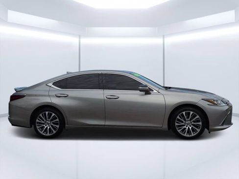 Used 2021 Lexus ES 350 w/ Premium Package FWD image 2