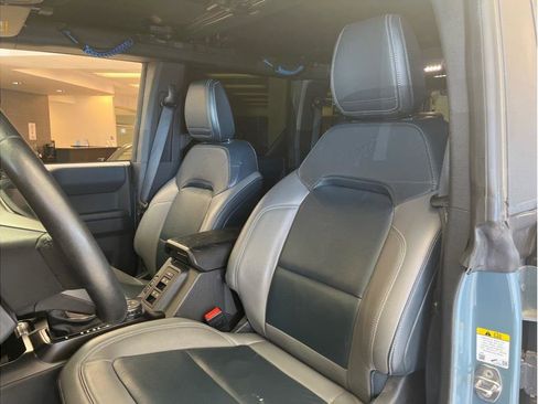 Used 2022 Ford Bronco Outer Banks image 9