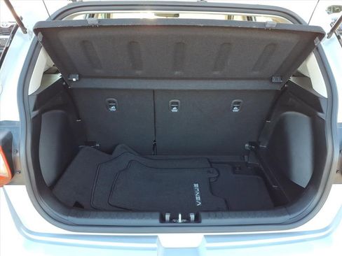 Used 2020 Hyundai Venue SE image 7