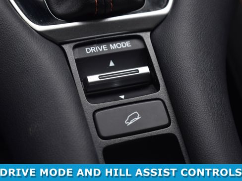 Certified 2024 Honda HR-V Sport image 18