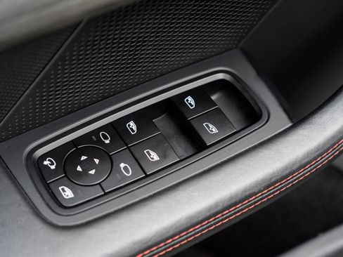 Used 2023 Porsche Taycan GTS image 13