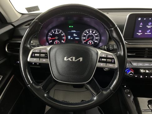 Used 2022 Kia Telluride EX w/ EX Premium Package image 17