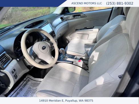 Used 2011 Subaru Forester 2.5X Premium image 9