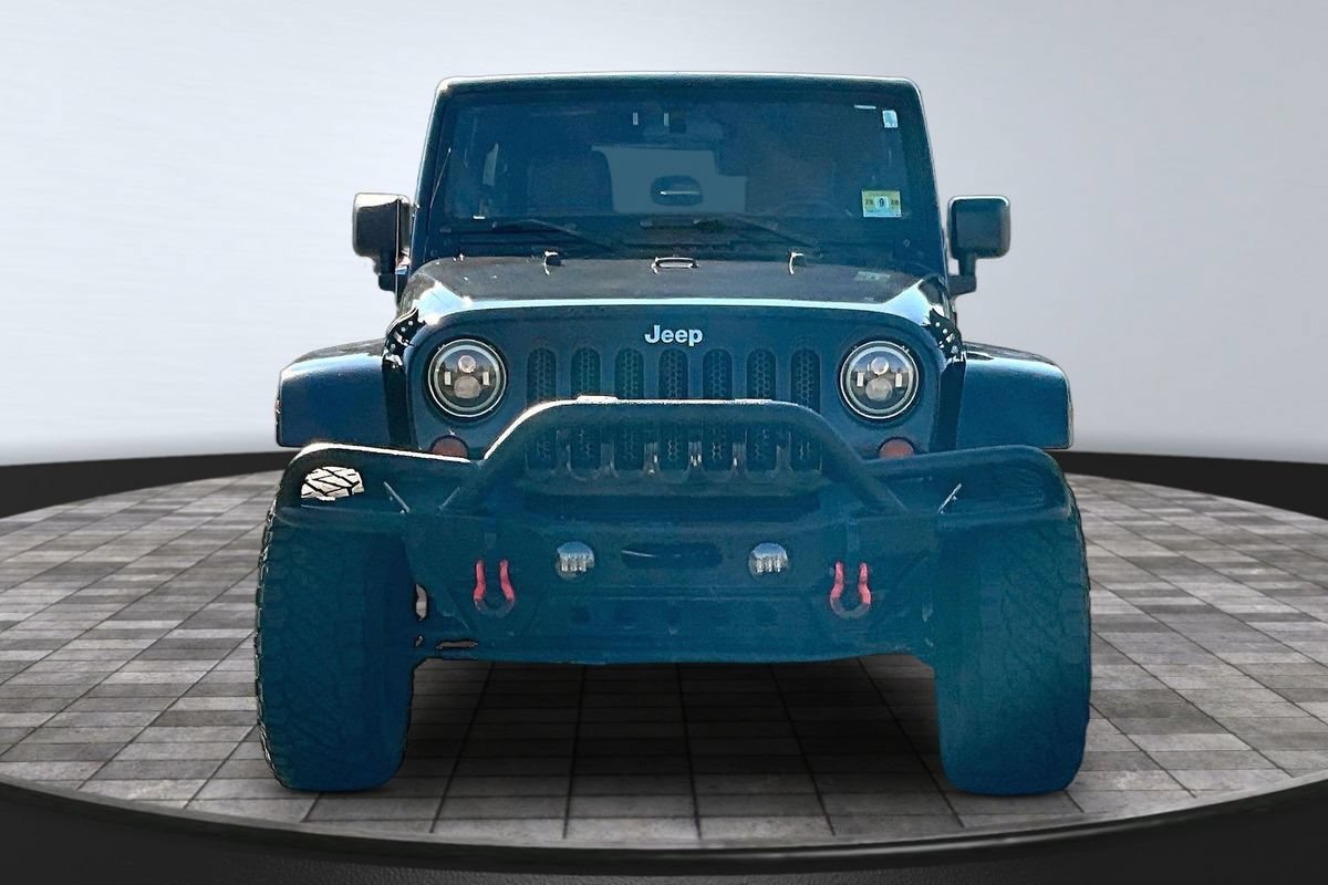 Used 2012 Jeep Wrangler Unlimited Sahara w/ Dual Top Group AWD/4WD image 2