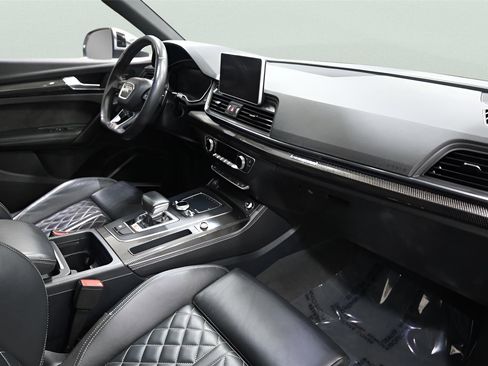 Used 2018 Audi SQ5 Prestige image 21