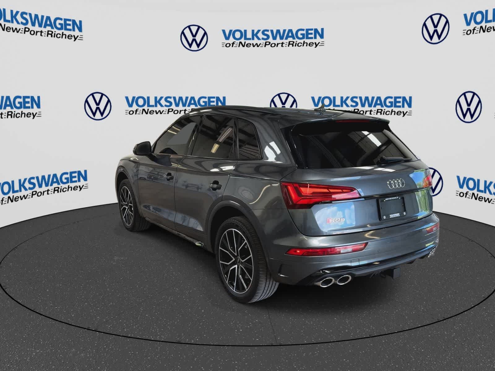 Used 2023 Audi SQ5 Premium Plus w/ Premium Plus Package AWD/4WD image 6