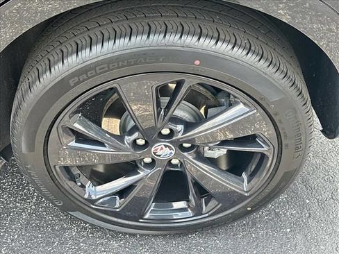 Certified 2023 Buick Envision Essence w/ Technology Package I AWD/4WD image 37