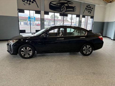 Used 2013 Honda Accord LX image 4