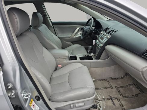 Used 2007 Toyota Camry SE image 25