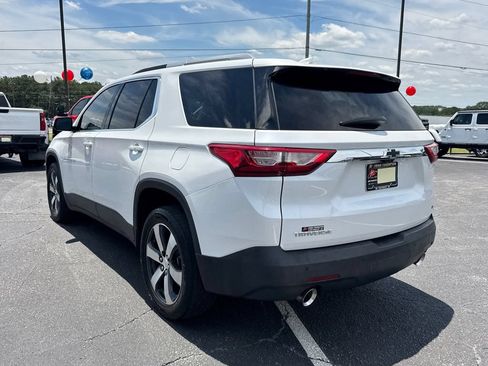 Used 2018 Chevrolet Traverse LT FWD image 8