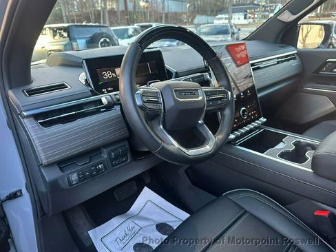 Used 2024 GMC Sierra EV Denali image 15