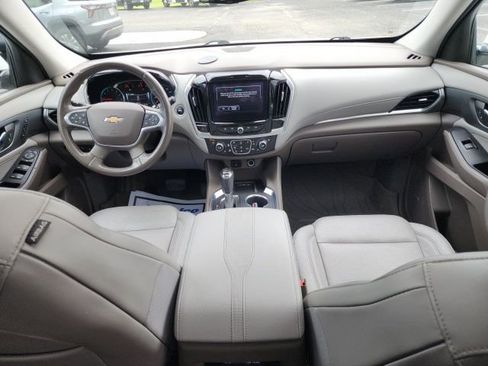 Used 2019 Chevrolet Traverse Premier w/ Driver Confidence II Package image 24