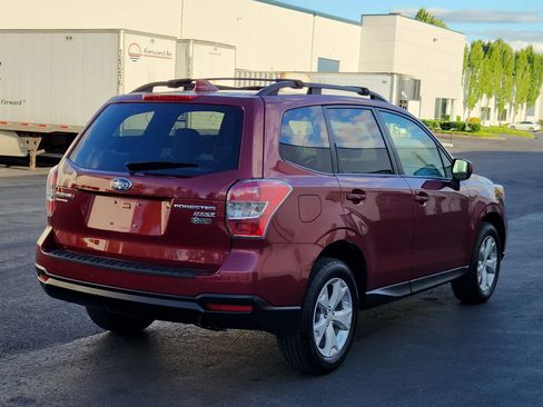 Used 2016 Subaru Forester 2.5i Premium w/ All-Weather Package AWD/4WD image 5