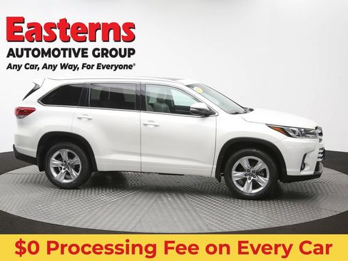 Used 2017 Toyota Highlander Limited Platinum AWD/4WD image 52