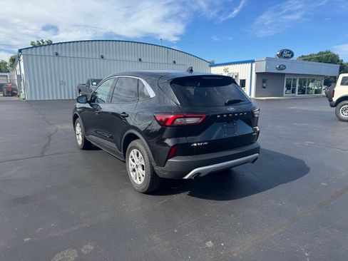 Used 2024 Ford Escape Active AWD/4WD image 6
