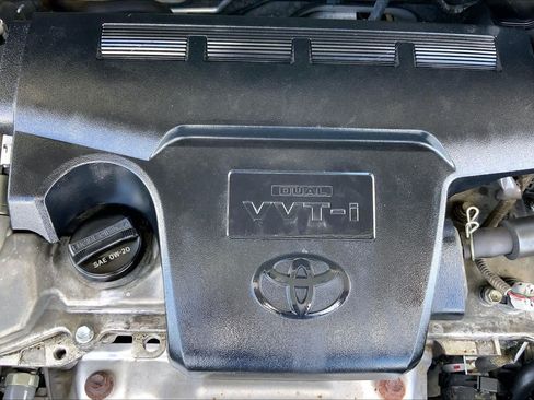 Used 2015 Toyota RAV4 LE FWD image 31